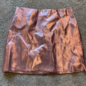 Women’s Metallic Pink Skirt- Size Large